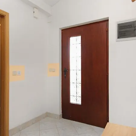 Family-friendly With Swimming Pool Privlaka, Zadar - 5762 Apartmán