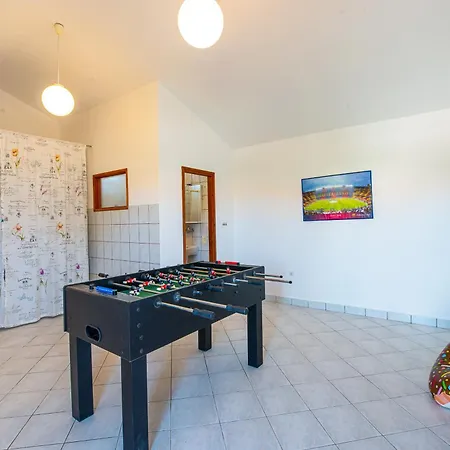 Family-friendly With Swimming Pool Privlaka, Zadar - 5762 Apartmán Privlaka (Zadar)