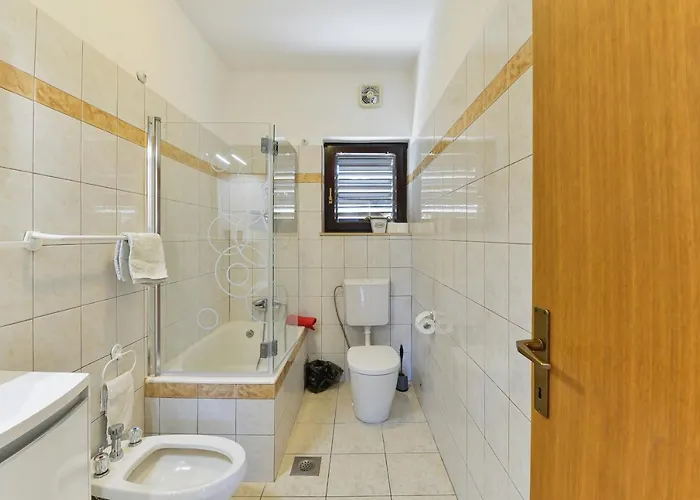 Family-friendly With Swimming Pool Privlaka, Zadar - 5762 Апартаменты